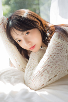 25岁的女高中生